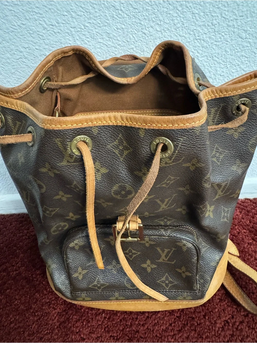 Pre Loved LOUIS VUITTON MONTSOURIS MM BACKPACK BAG